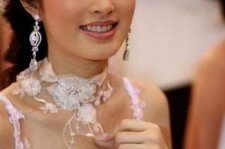 韶关人妖皇后(中国富豪娶人妖皇后)