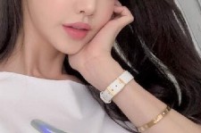 韶关全国在线兼职女伴游联系人(富婆中介2717281818)