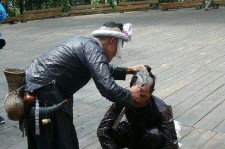 韶关欲带老伴游遍中国(带着老伴去旅游)