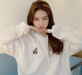 韶关女伴侣喜好兼职网拍模特的简单介绍