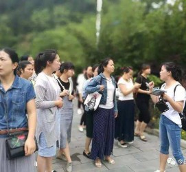 韶关中国的曲男伴游的简单介绍