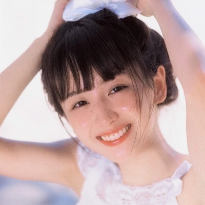 韶关伴游女生唐未央的资料