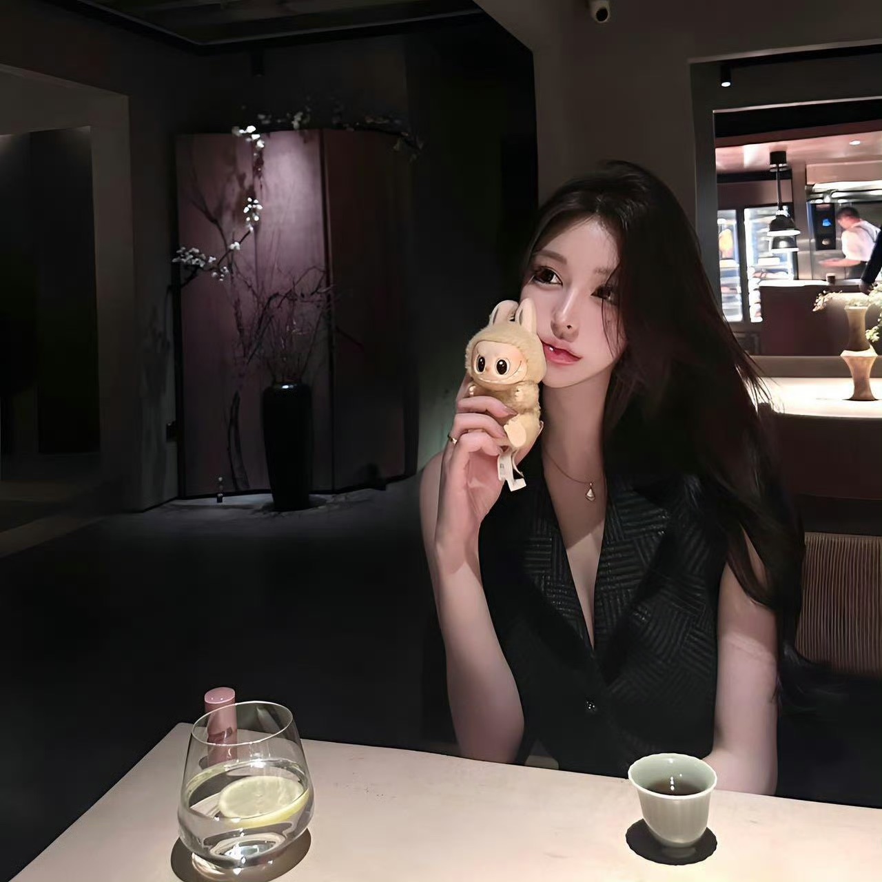 韶关伴游女生范甜甜的资料