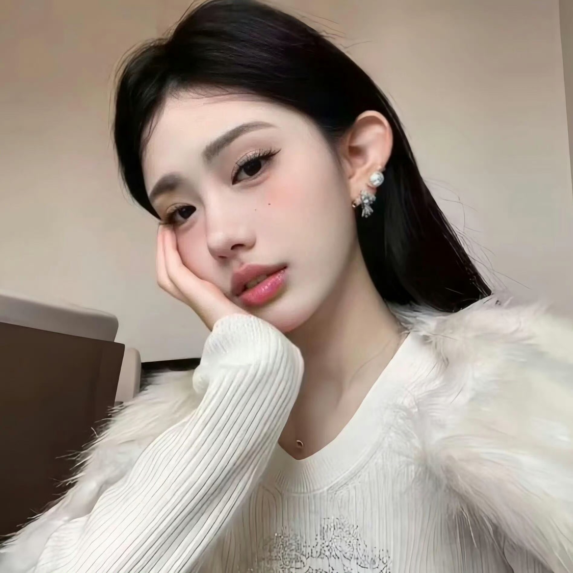 韶关伴游女生沈梦蝶的资料
