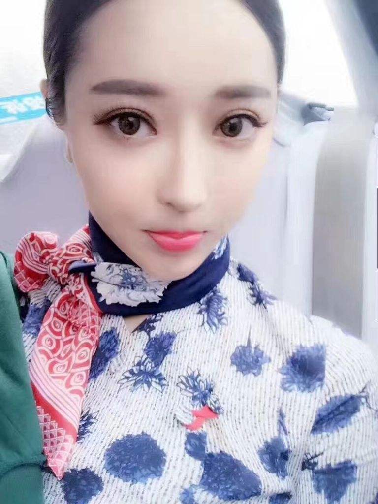 包罗伴游中国网介绍油菜花田的词条